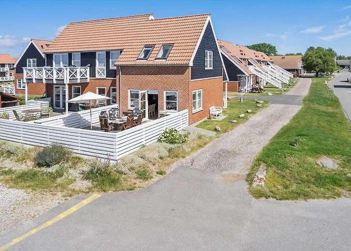 4115-borre-klintholm-havneby-15