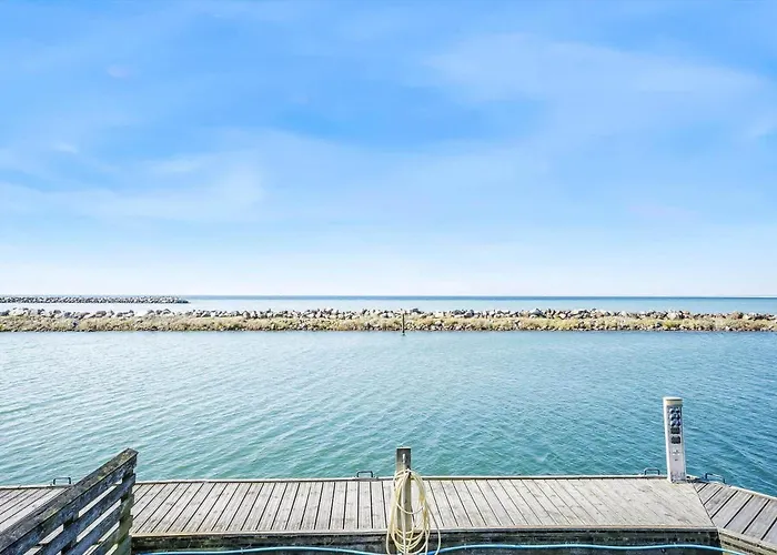 4115-borre-klintholm-havneby-15